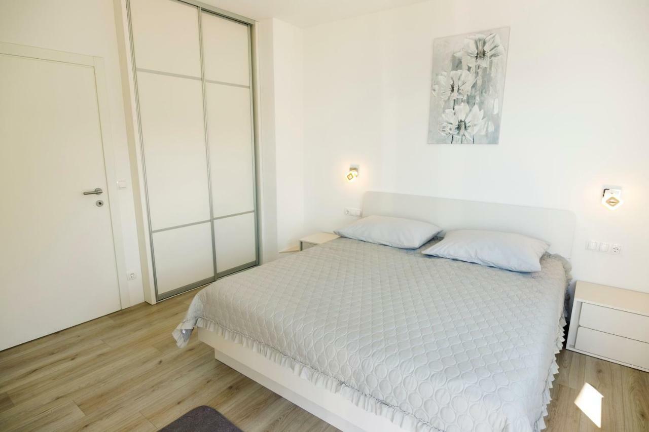Apartmani Ticinovic Omiš Kültér fotó