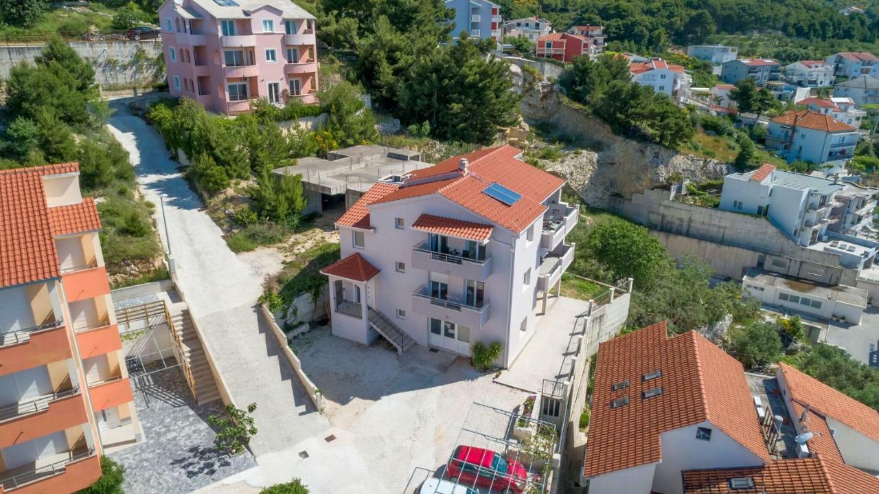 Apartmani Ticinovic Omiš Kültér fotó