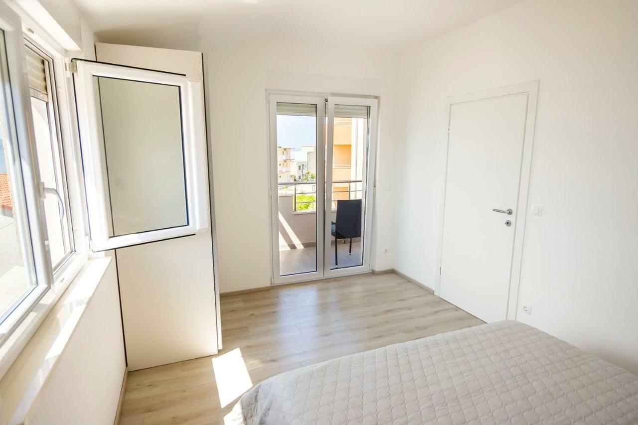 Apartmani Ticinovic Omiš Kültér fotó