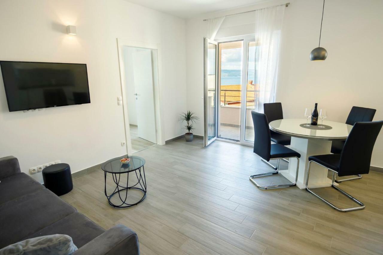 Apartmani Ticinovic Omiš Kültér fotó