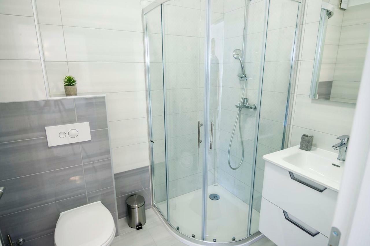 Apartmani Ticinovic Omiš Kültér fotó