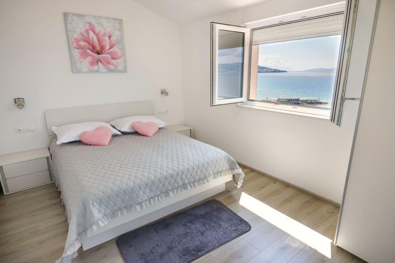 Apartmani Ticinovic Omiš Kültér fotó